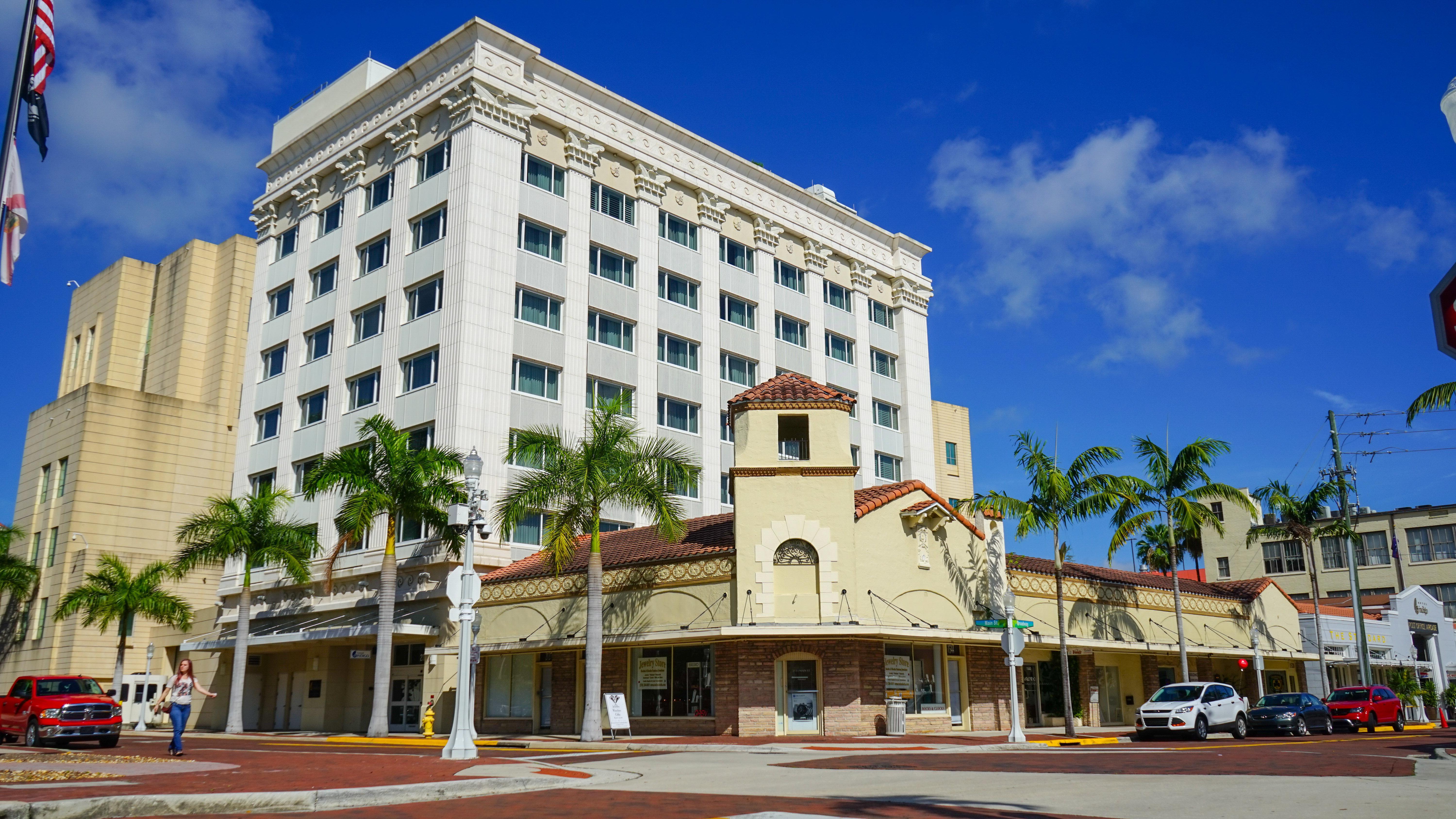 The Banyan Hotel Fort Myers, Tapestry Collection By Hilton Exterior foto